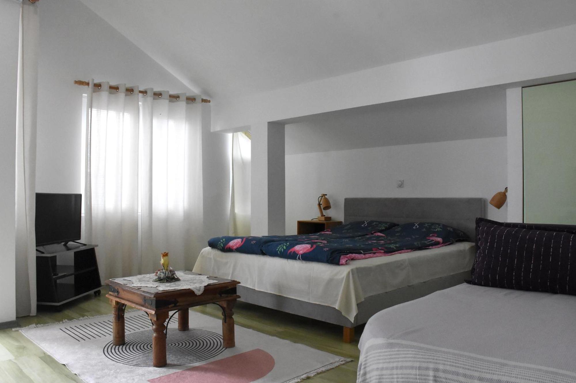 Bache Apartments โอครีด ภายนอก รูปภาพ