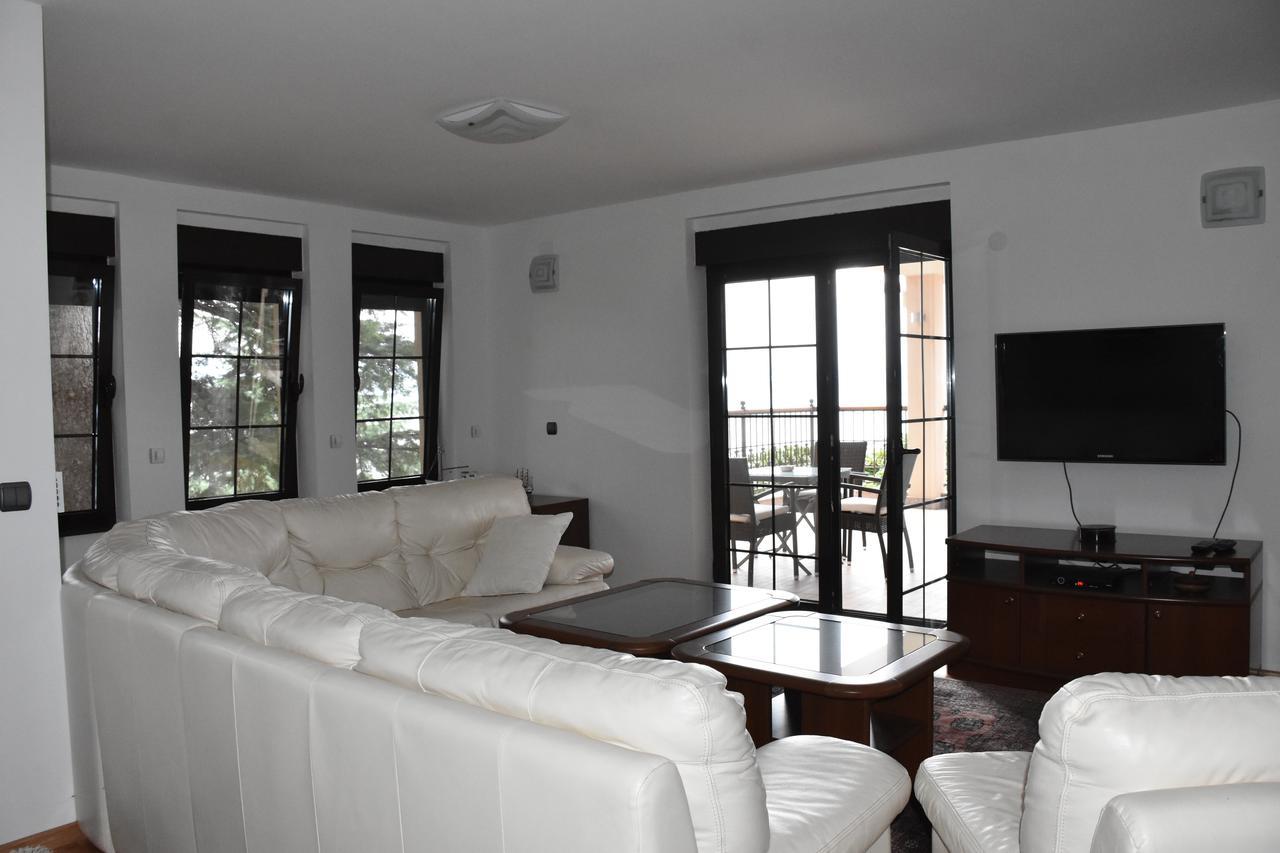 Bache Apartments โอครีด ภายนอก รูปภาพ